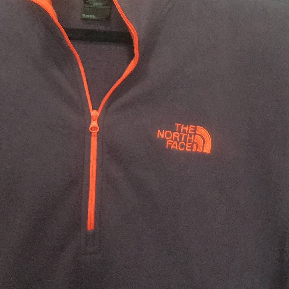 The Northface Fleece. 1/2 zip. No stains or rips.